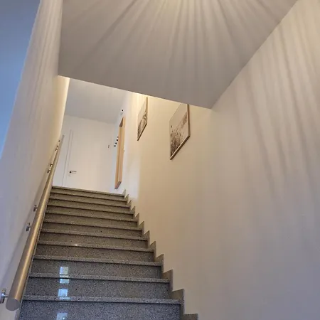 Komfortplus Modernes Premium - Ruhig Schlafen, Zentral Wohnen شقة