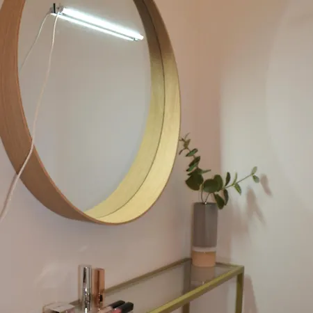 Komfortplus Modernes Premium - Ruhig Schlafen, Zentral Wohnen Appartamento