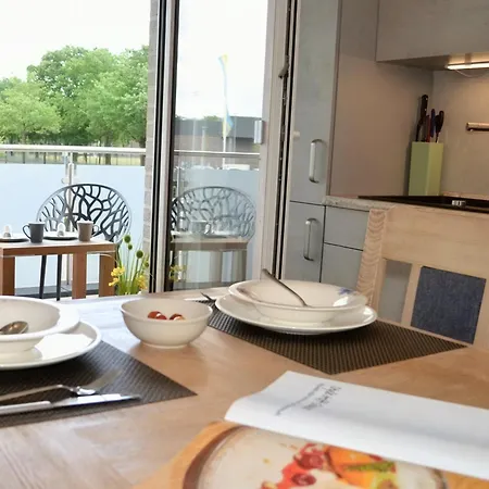 公寓 Komfortplus - Hotelkomfort - Privater Eingang - Sonnenbalkon - Kostenloser Parkplatz 巴德茨维什安