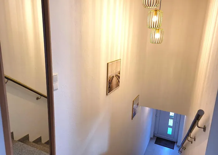 9,5 Einfach Ankommen, Gut Schlafen - Balkon, Parkplatz & Eigener Eingang - Komfortplus Apartment Bad Zwischenahn