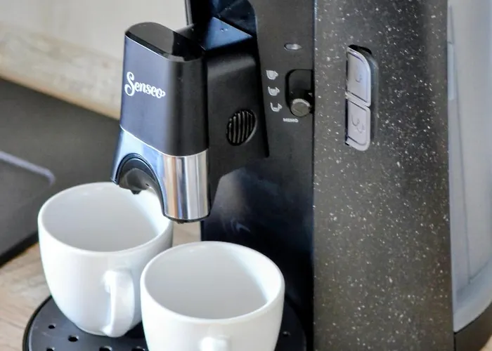 9,5 Einfach Ankommen, Gut Schlafen - Balkon, Parkplatz & Eigener Eingang - Komfortplus * Bad Zwischenahn